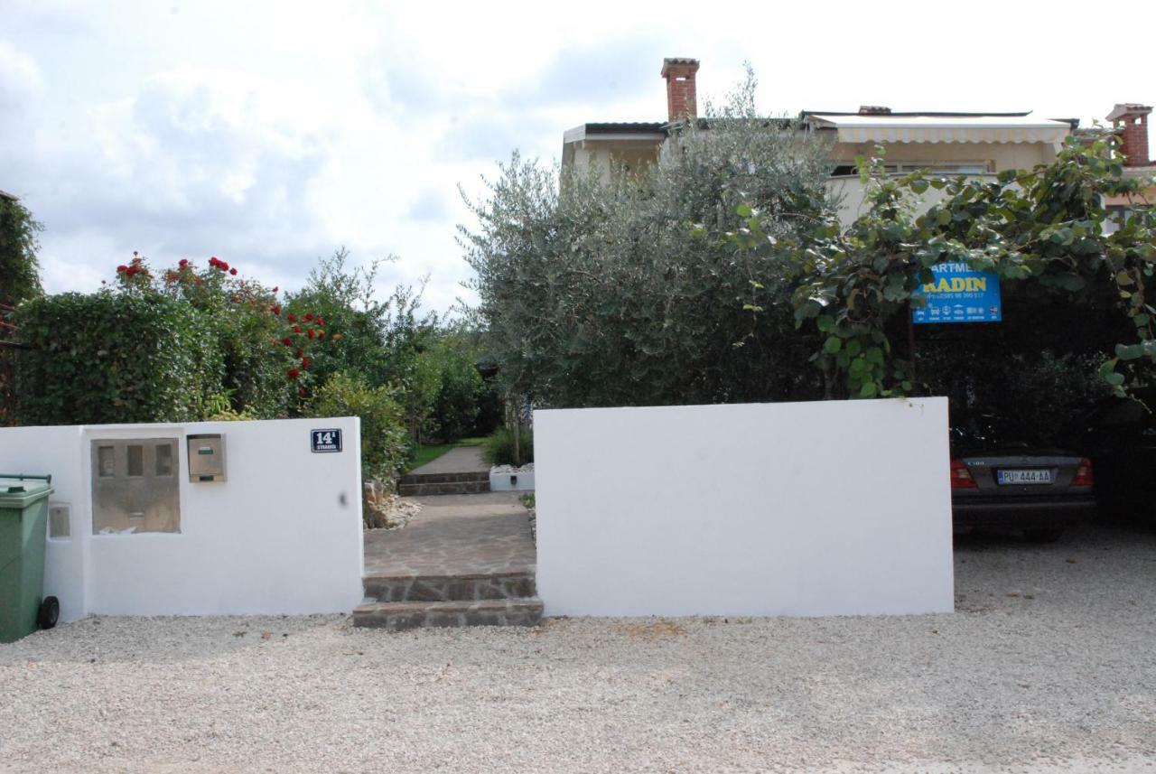 Apartmani Radin Rosini 외부 사진